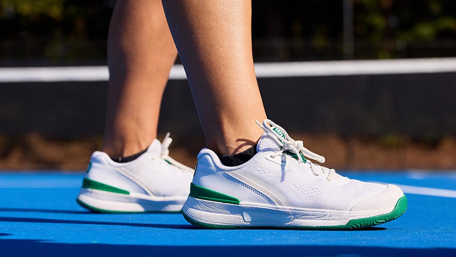 Best Tennis Shoes for Wide Feet 2026